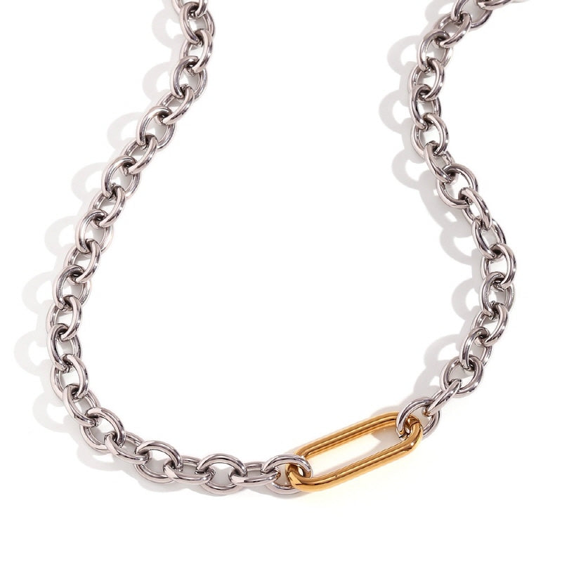 O-Shaped Chain and Paperclip Buckle Necklace, Modern and Unique Bracelet
