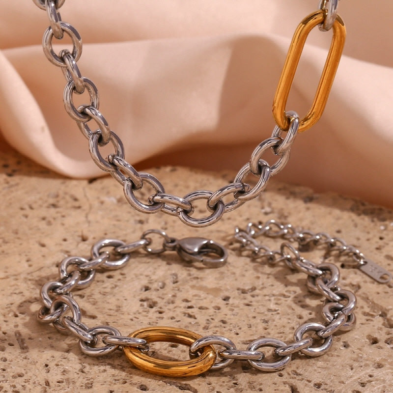 O-Shaped Chain and Paperclip Buckle Necklace, Modern and Unique Bracelet