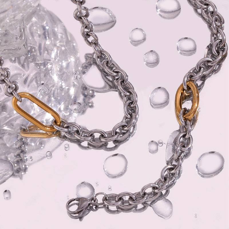 O-Shaped Chain and Paperclip Buckle Necklace, Modern and Unique Bracelet