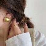 Brushed round stud earrings, light luxury, high end temperament, unique earrings, beautiful & minimalist metal earrings