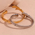 Elegant 18K Gold Plated Open Bracelet, Modern Design for Women