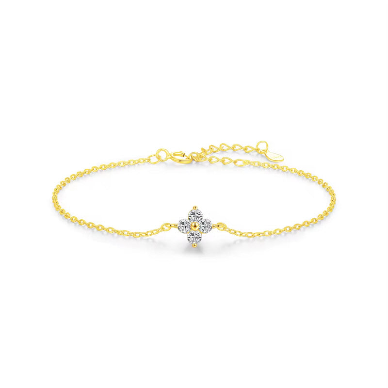 Charming Lucky Four Leaf Clover Silver Bracelet, Simple and Elegant Everyday Wrist Accessory with Feminine Appeal