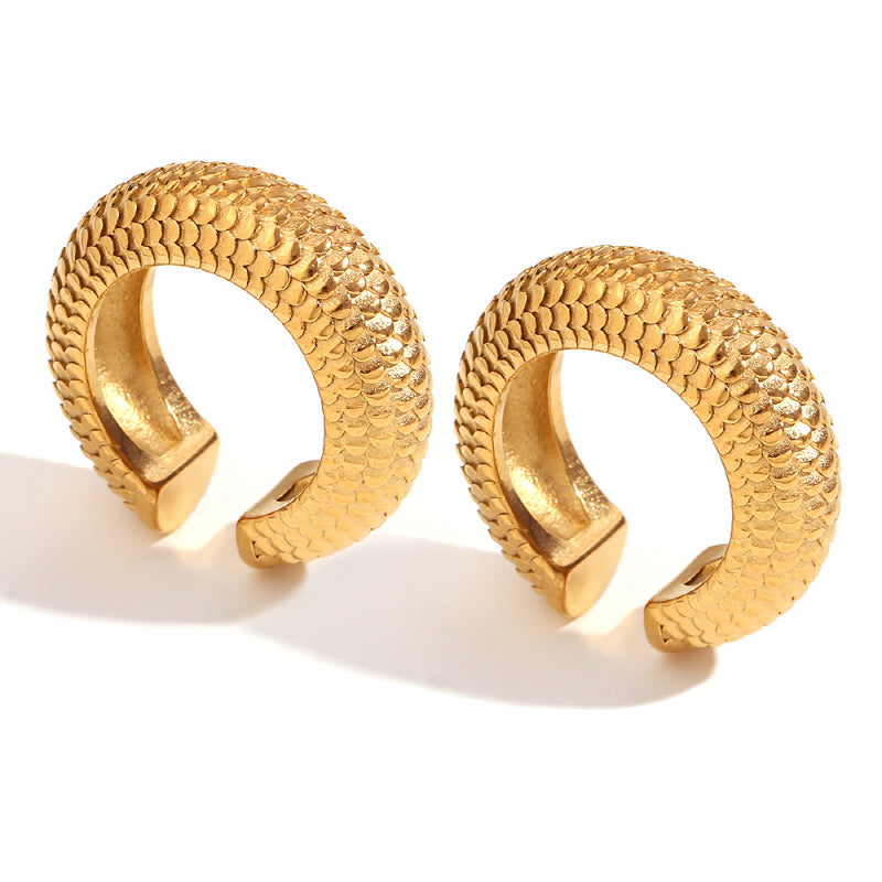 Statement Elegance, 18K Gold Plated Stainless Steel Large Fish Scale Pattern C-Shaped Ear Clip