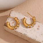 Stylish Niche 18K Gold Plated Stainless Steel Women's C-Shaped Claw Earrings with Delicate Micro Inlay Design