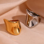 Sophisticated Irregular Glossy Geometric Ring with Minimalist Design for Women